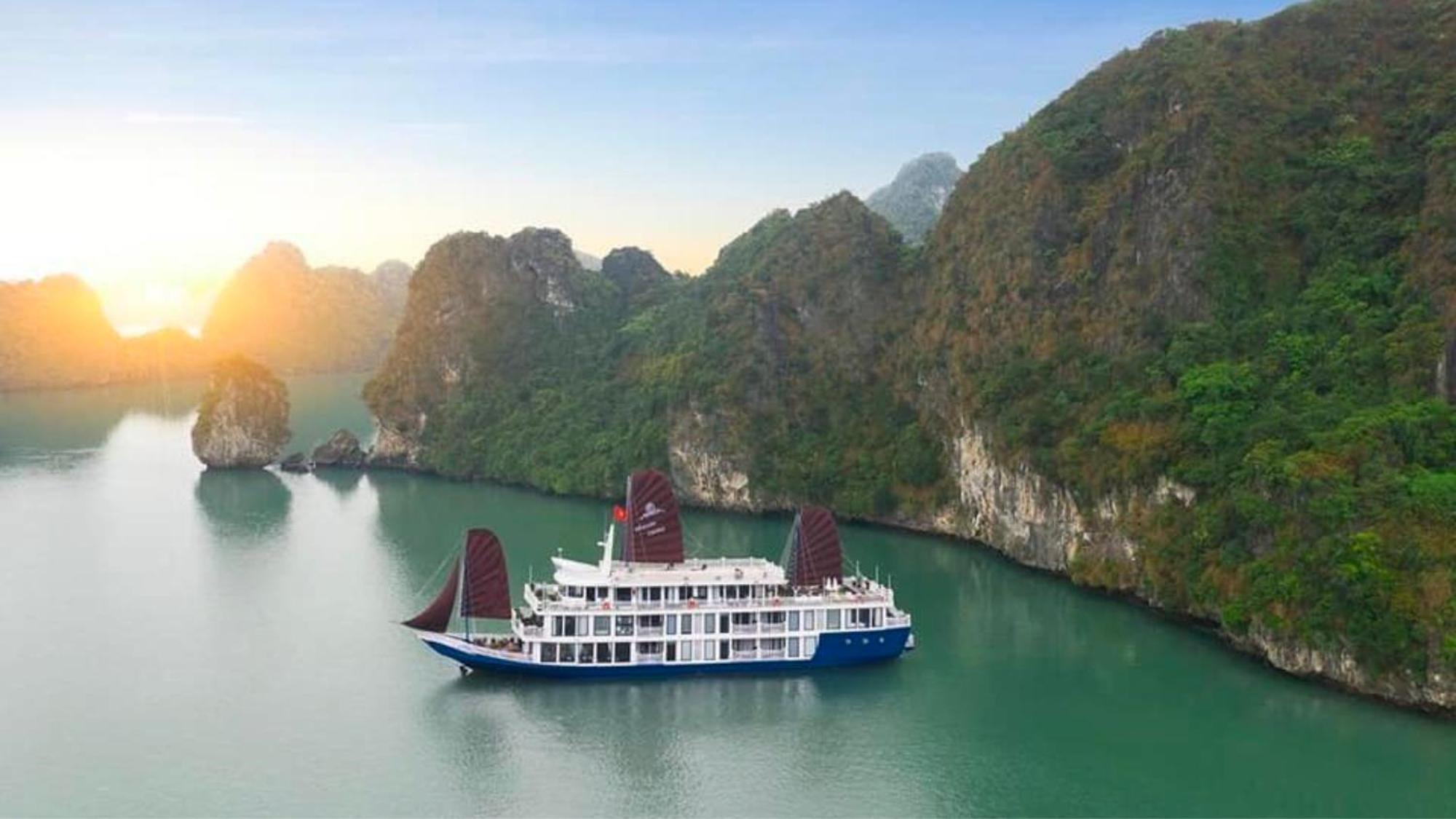 Lotus Boutique Cruise Ξενοδοχείο Χα Λονγκ Εξωτερικό φωτογραφία
